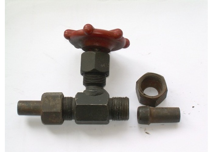 Вентиль клапан 15с54бк, Ду15,   Ру160 запорный проходной игольчатый цапковый (с наружной резьбой) 